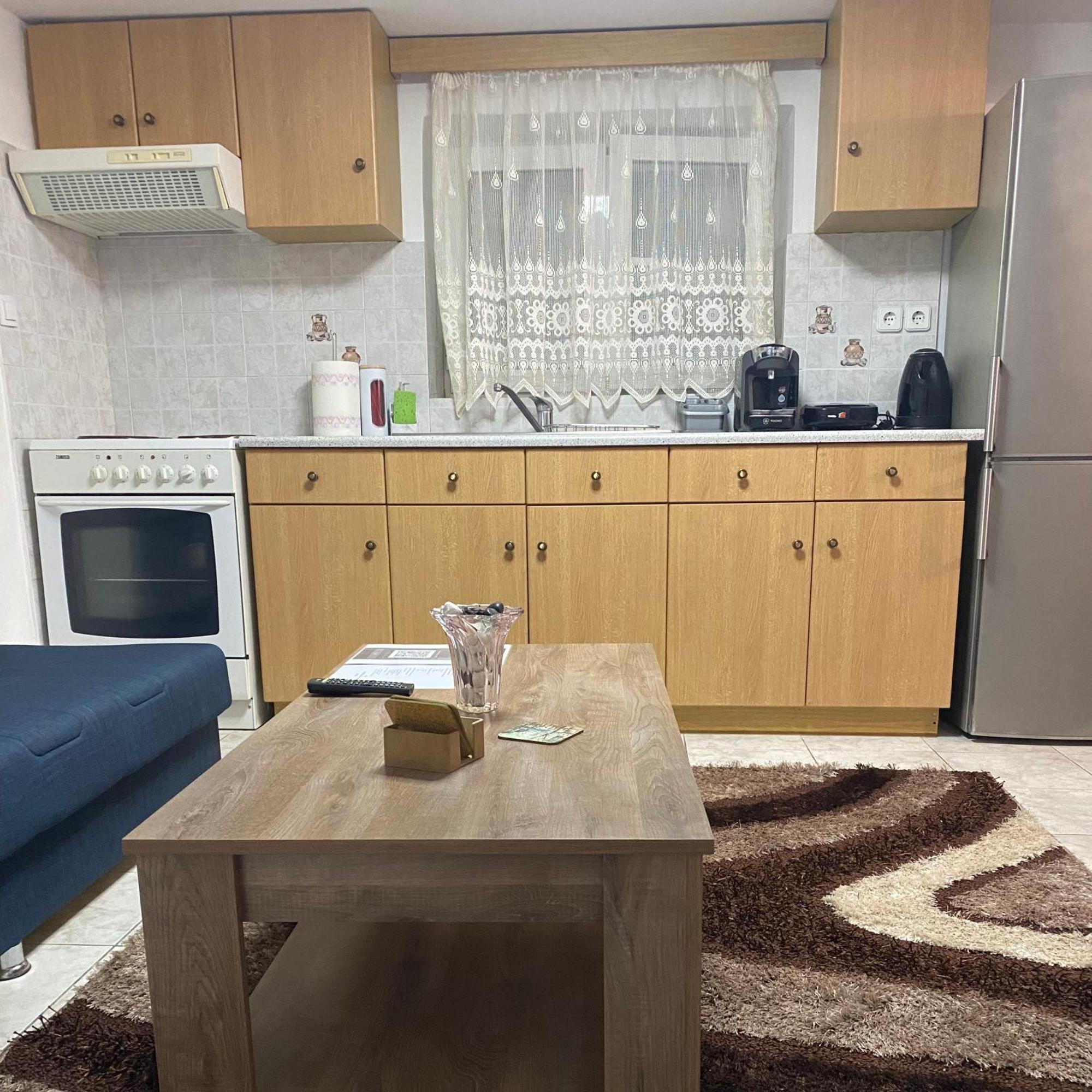 Stella'S Apartment Mytilíni エクステリア 写真
